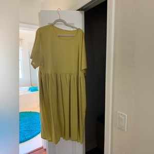 Green linen dress 2x